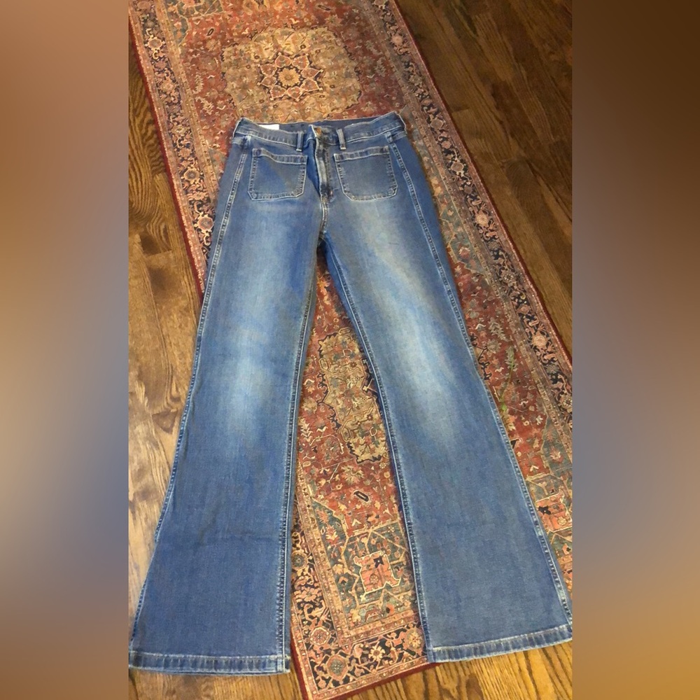 GAP 10L flares.  New